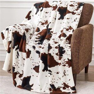 Soft Cow Print Blanket, Ultra Cozy Cow Throw Blanket for Couch Bed and Travel